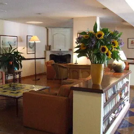 Otel Park&suites Elegance Le Cannet