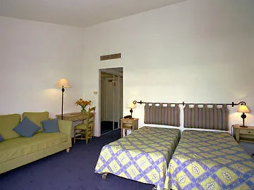 Park&suites Elegance 3*